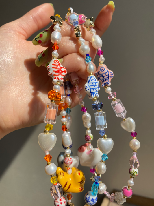 Cat Distribution Phone Straps